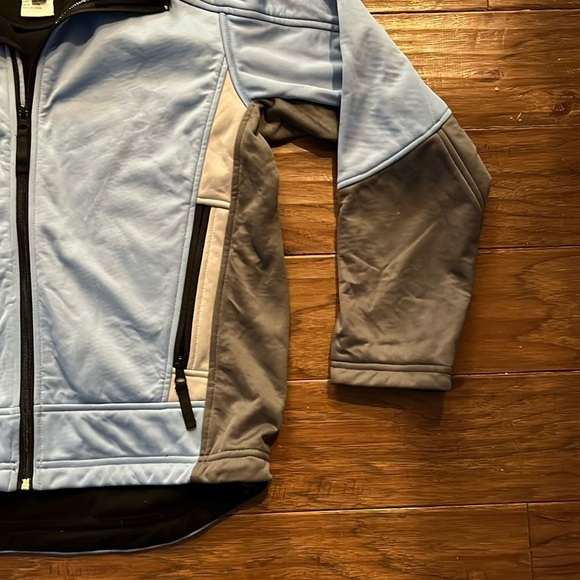 Ice Blue Winter Wear Ladies Small Winter Jacket - Picture 3 of 8